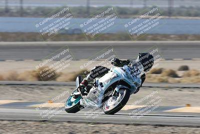 media/Dec-05-2025-CVMA Friday Practice (Fri) [[303bad9a84]]/4-Racer 4-Trackday 1/Session 2 (Turn 14)/